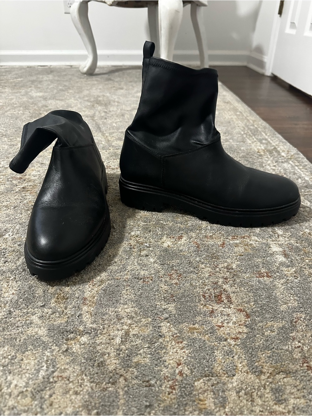 Women’s Black Ankle Booties — Sleek Pull-On Style size 10.5